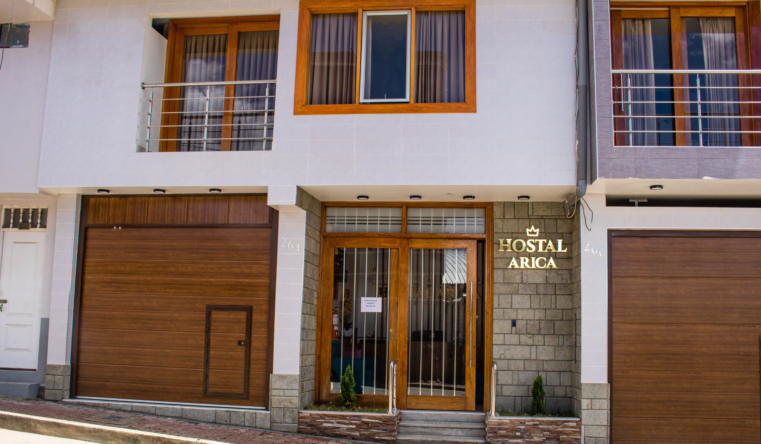 hostal arica scaled
