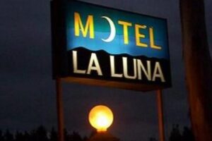 Motel La Luna
